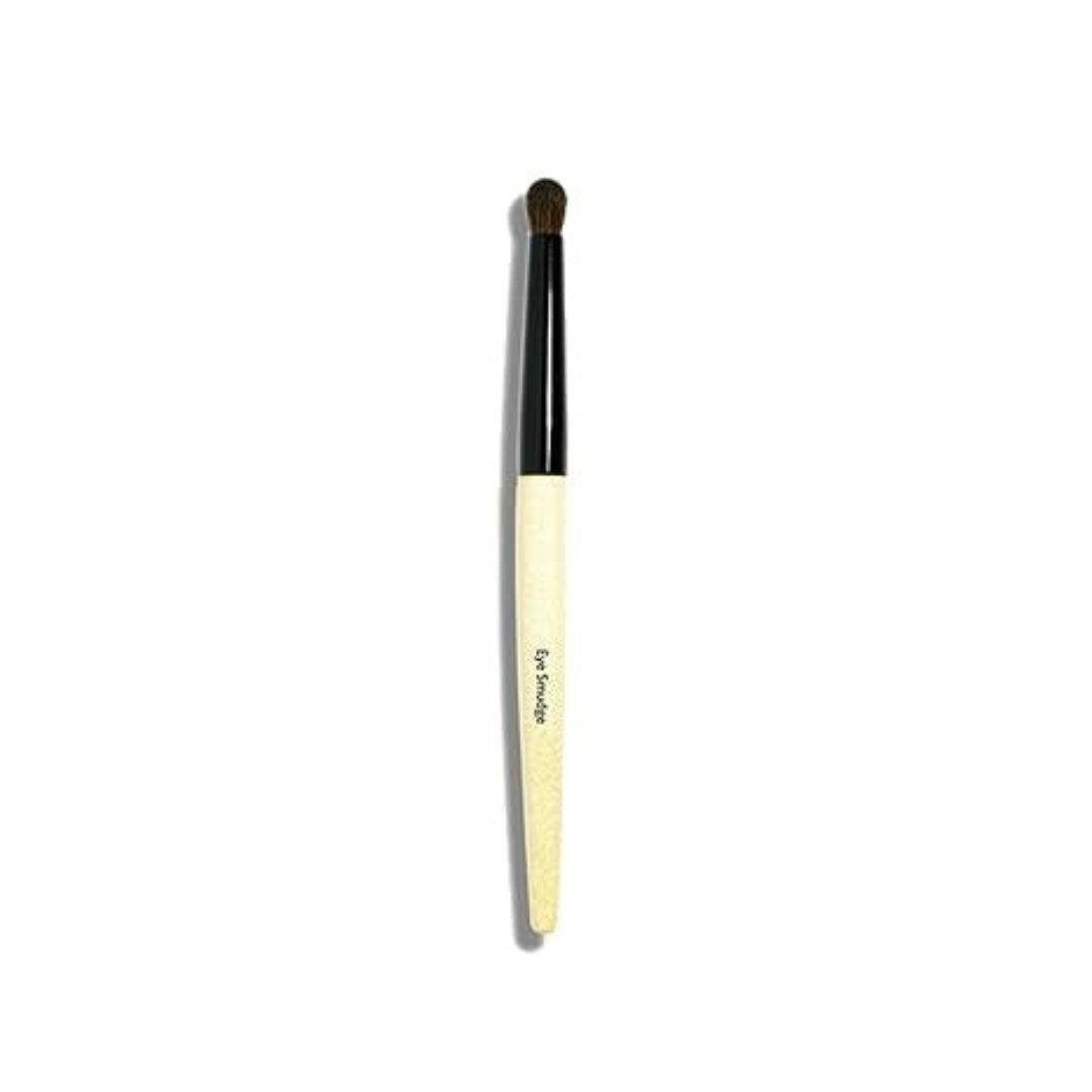 Bobbi Brown Eye Shadow Brush בובי בראון מברשת רכה להנחה ולטשטוש צלליות - GLAM42