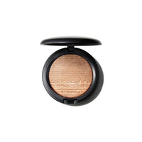 Mac Extra Dimension Skinfinish Powder Highlighter מאק שימר הייליטר להענקת זוהר מושלם לעור