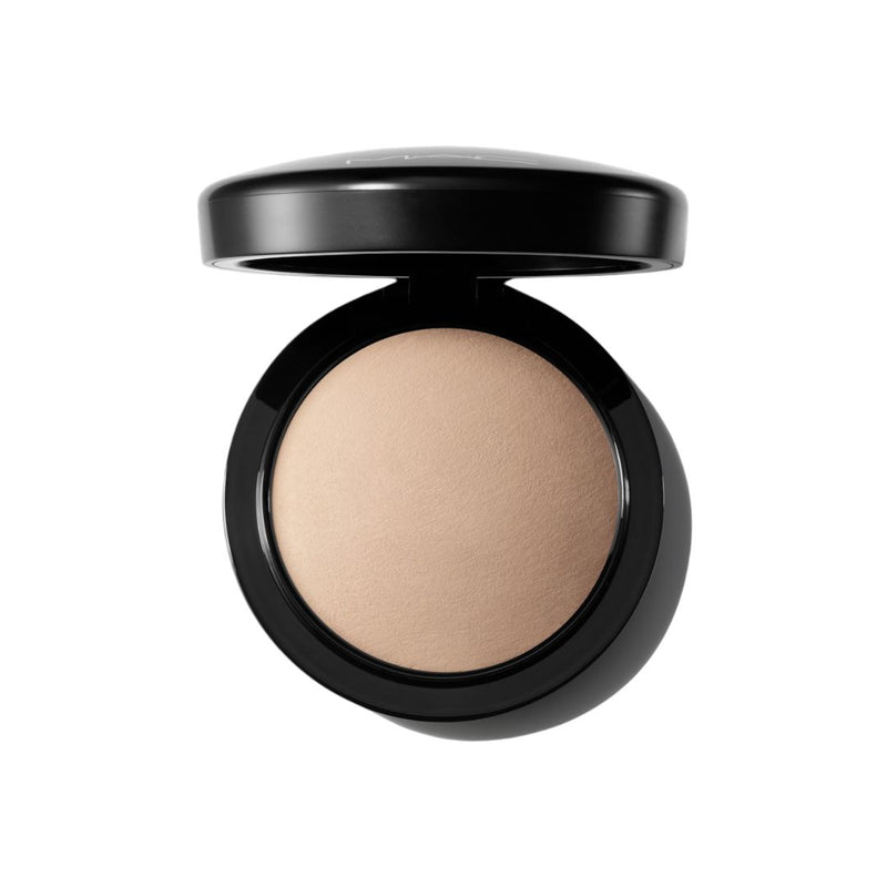 Mac Powder Mineralize SkinFinish Natural מאק פודרה מינרלית אפויה