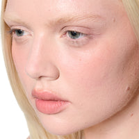 Powder Kiss Lip + Cheek Mousse מאק שפתון פאודר קיס ליפ וצ'יק מוס