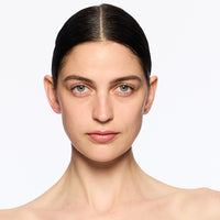 Studio Radiance Casual Skin Tint Stick מאק מייקאפ טינט בסטיק מועשר בסרום