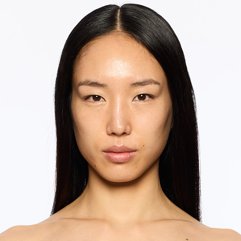 Studio Radiance Casual Skin Tint Stick מאק מייקאפ טינט בסטיק מועשר בסרום