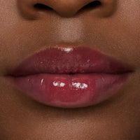 Lustreglass Stranglass Lip Tint מאק טינט לשפתיים באפקט מבריק עם גוון עמיד