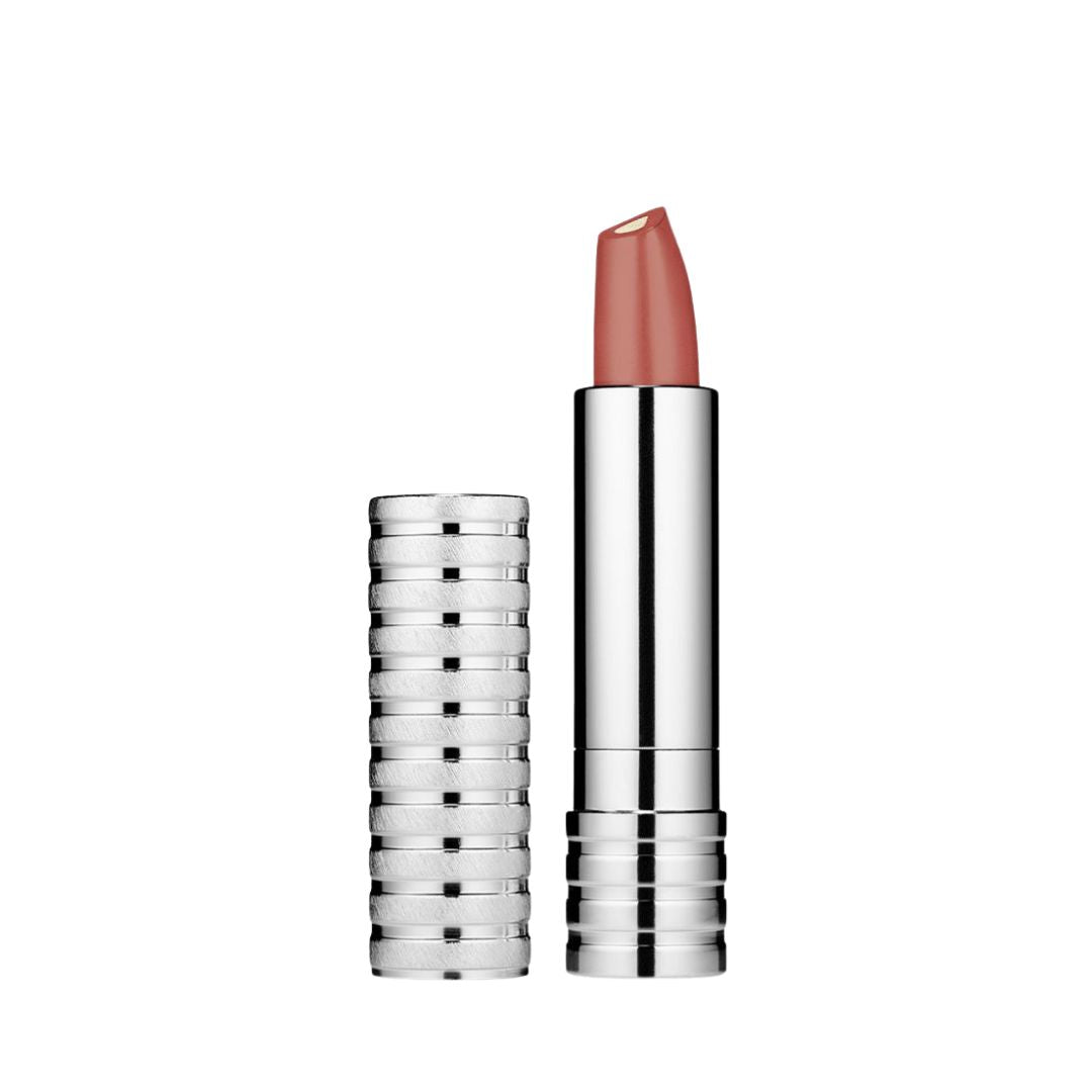 Clinique Dramatically Different Lipstick קליניק שפתון עמיד לריכוך השפתיים עמיד ל8 שעות