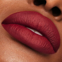 Estee Lauder Pure Color Refillable Matte Lipstick אסתי לאודר שפתון פיור קולור בגימור מאט