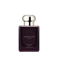 Velvet Rose & Oud Cologne Intense ג'ו מלון בושם בניחוח ורד דמסק ואוד
