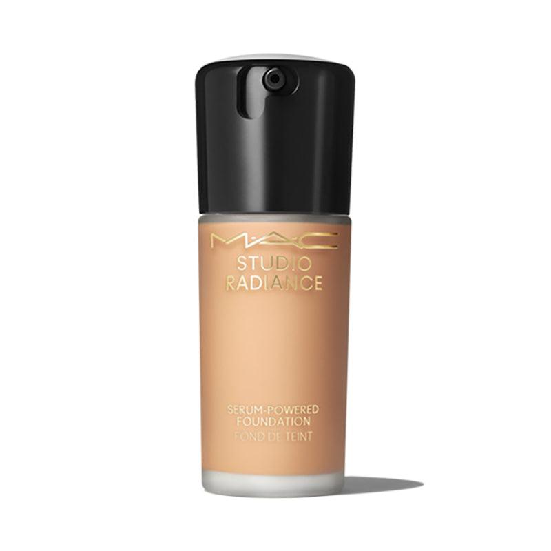 Mac Studio Radiance Serum-Powered Foundation מאק מייקאפ סרום בעל רכיבי טיפוח עוצמתיים - GLAM42