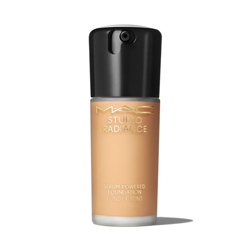 Mac Studio Radiance Serum-Powered Foundation מאק מייקאפ סרום בעל רכיבי טיפוח עוצמתיים - GLAM42